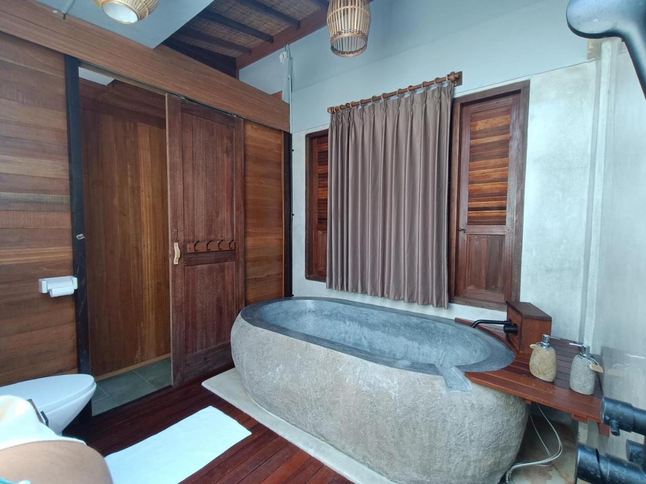 Putra'Lebah Amed Guest House Exteriér fotografie