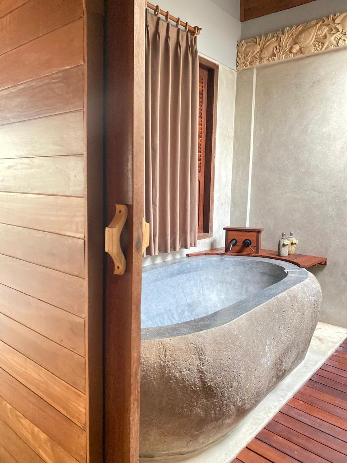 Putra'Lebah Amed Guest House Exteriér fotografie