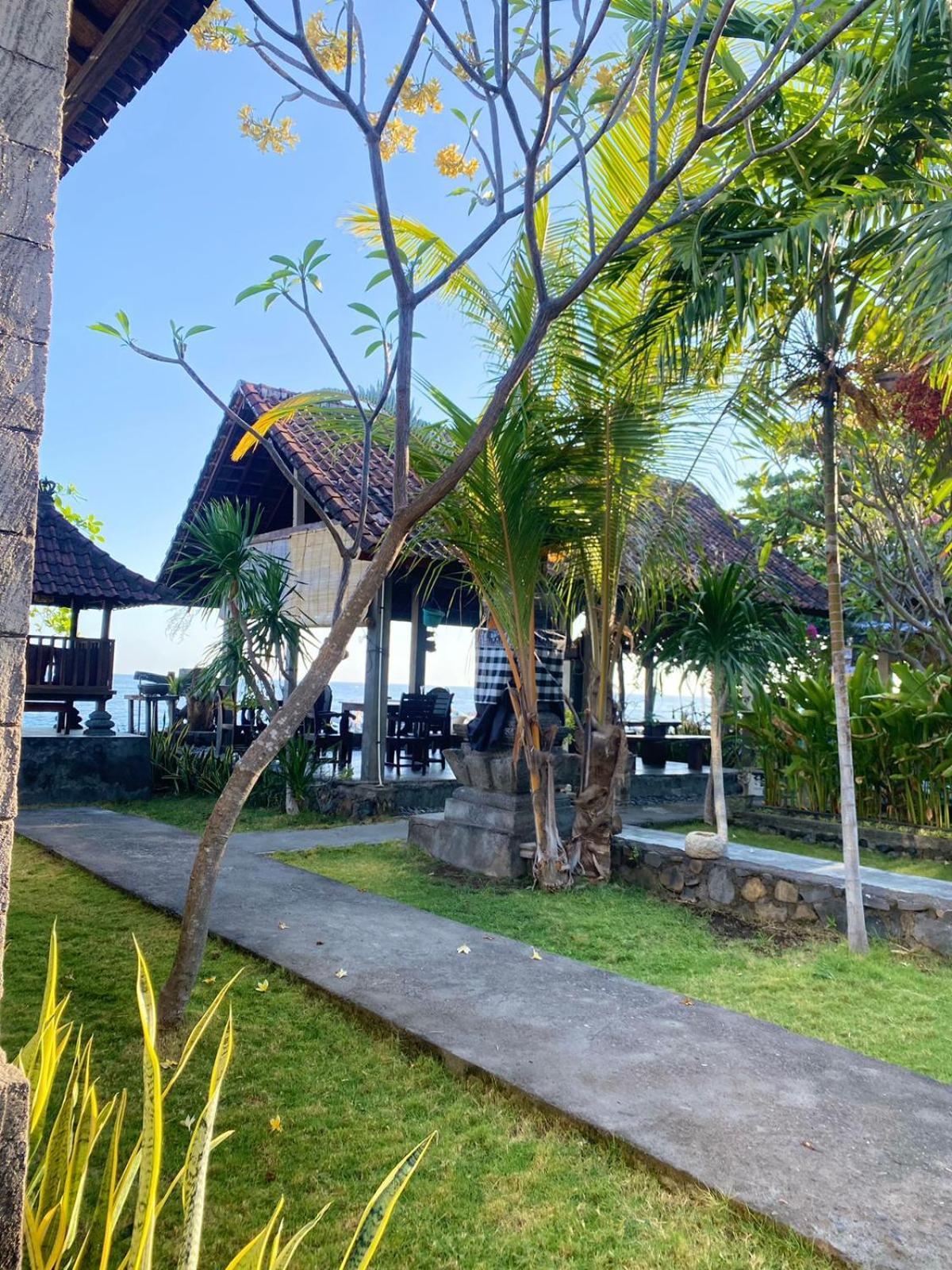 Putra'Lebah Amed Guest House Exteriér fotografie