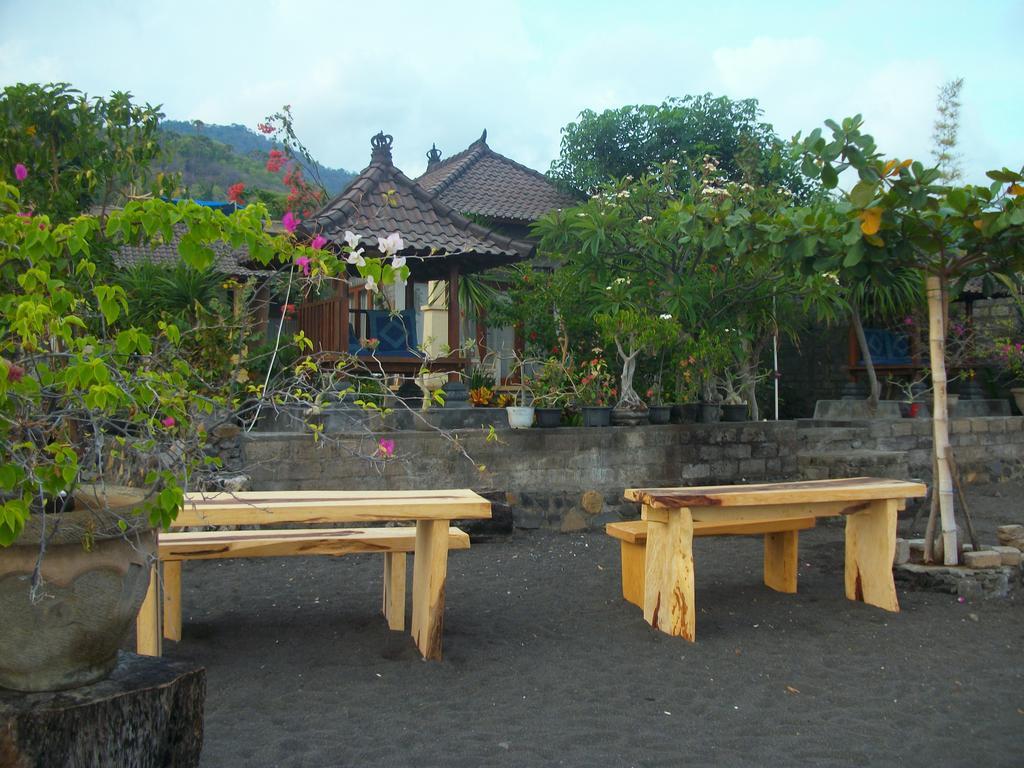 Putra'Lebah Amed Guest House Pokoj fotografie