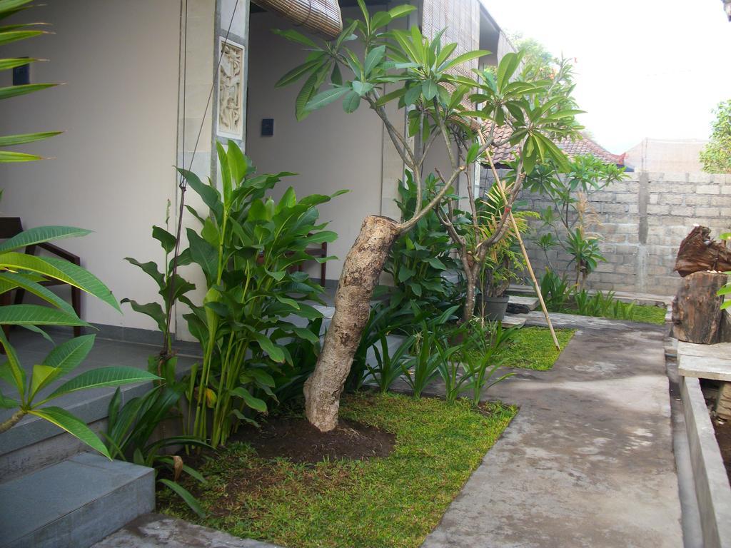 Putra'Lebah Amed Guest House Pokoj fotografie